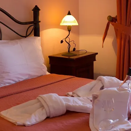 Ismini أمولياني