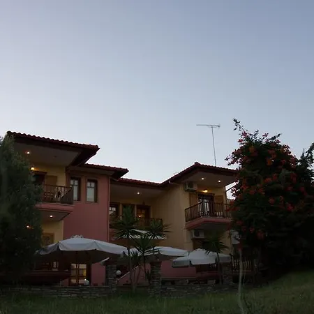 Hotel Ismini 2*